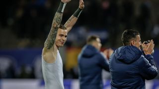Светльо Вуцов спаси три, а не една дузпа вчера