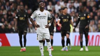 Часът на истината! Гледаме зрелище, чакано 19 години 