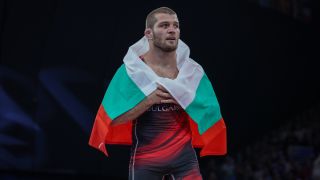 Българин на крачка от финал на Европейското по борба