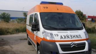 Двама играчи на ЦСКА пребити от мутри, линейка ги кара в болница