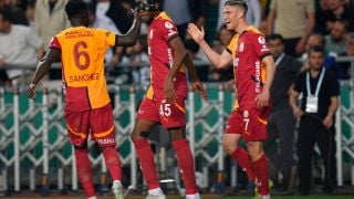 Галатасарай чака Гьозтепе или Трабзонспор на финала 