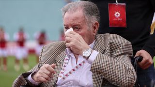 Човекът в инвалидната количка, разплакал половин България вчера