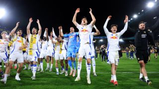 Лийдс и Илия Груев покориха Чемпиъншип