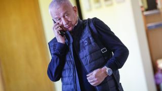 Крушарски за втория си син: Срамува се да ми се обади