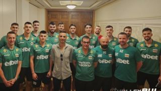 Бербатов изненада приятно националите, държа реч