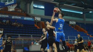Mладежките ни национали с нова загуба