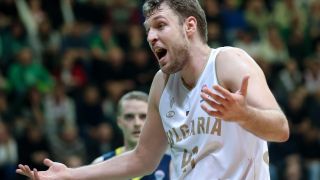 България с Везенков, но без капитана в битките за Световното
