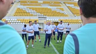 Ботев (Пловдив) напът да уреди още двама нови