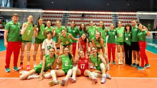България си тръгва с победа от Европейското