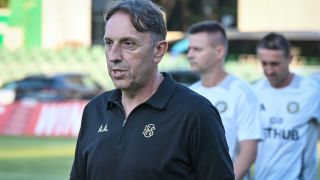 Орела: Трябва да си стоим на задниците