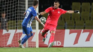Изгонен от ЦСКА българин напред в Лига Европа 