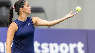 Шиникова на крачка от титлата в Испания
