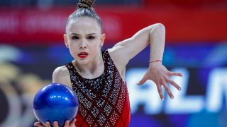 Стилияна Николова на финал на обръч и топка