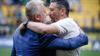 Първото голямо дерби в сянката на угасналата любов