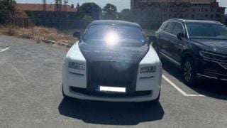 Богаташ пожела наш клуб, пристигна с "Ролс-Ройс" на стадиона Снимки