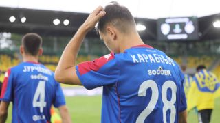 Скандал! Украинци отказаха да стиснат ръката на Карабельов Видео