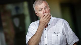 Наско Сираков не спа цяла нощ заради скандал, милионите се изплъзват от ръцете му