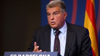 Жоан Лапорта сравни Ямал с Меси
