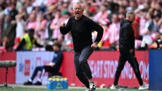 Наш национал има нов треньор в Англия