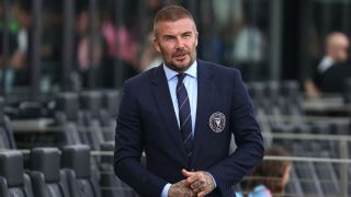 Дейвид Бекъм с критика по Ман Юнайтед