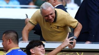Христо Стоичков се срещна с треньорите на Барселона и Ливърпул