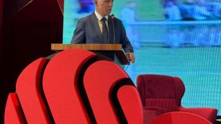 Христо Стоичков с поредно голямо отличие Снимки