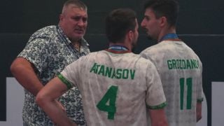 Любо Ганев с призив преди посрещането на героите