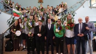 Вижте каква сума даде държавата на "лъвовете" Снимки