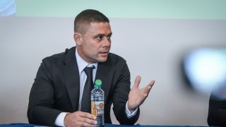 Новият селекционер събира националите в Правец