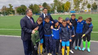 Президентът на БФС откри стадион в Шумен