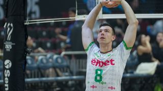 Наш град даде почетно звание на един от волейболните герои