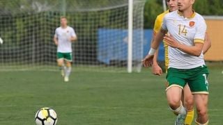 Защитник отпадна за мачовете на България