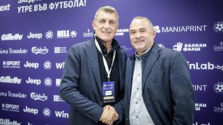 Шефове на ЦСКА попиха опит от шеф във Висшата лига
