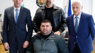 Обявиха каква е премията на Ружди Ружди Снимки