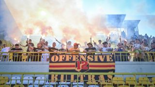 "Канарчетата" изкупиха билетите за дербито на Пловдив