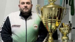 Разбра се кой е пострадалият след полицейската гонка с наш световен шампион