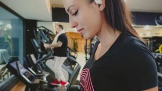 Известна българка плаче и не вярва на случилото се