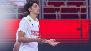 Пламен Константинов и Мони Николов продължават с победите в Русия