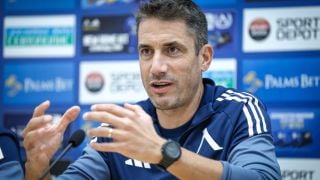 Веласкес гледа Реал (Мадрид) от първия ред Снимки
