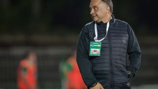 Яка чистка в Хебър, Митов маха петима