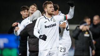 Национал на Славия дразни левскарите