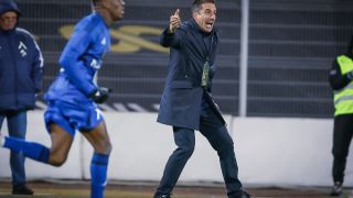 Хулио Веласкес промени състава на Левски