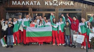 Насар зарадва спортисти с интелектуални затруднения Снимки