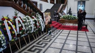 Елитът на България изпрати легендата Боян Радев Снимки
