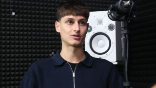 Роденият в Лестър Алекс Тунчев пред БЛИЦ Live: Искам да надмина татко и да пиша история с ЦСКА