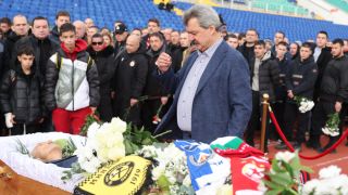 Батков за Пенев: Преди Коледа се видяхме и се шегувахме 