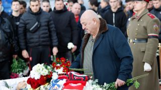 Венци Стефанов: Пенев в белите държави щяха да го носят на ръце, а тук го забравиха