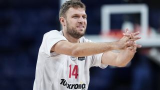 Везенков с постижение за историята на Олимпиакос