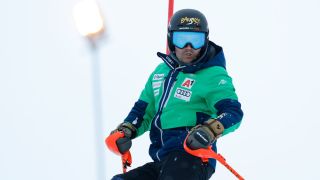Малшанс за Алберт Попов на Световната купа