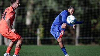 Левски форсира преговорите със защитник
